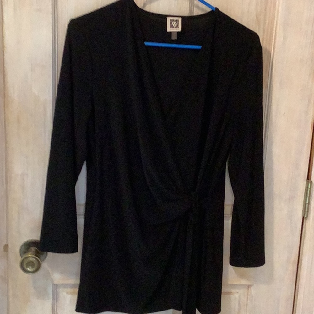 Ellen Tracy Black Knot-Front V-Neck Tunic